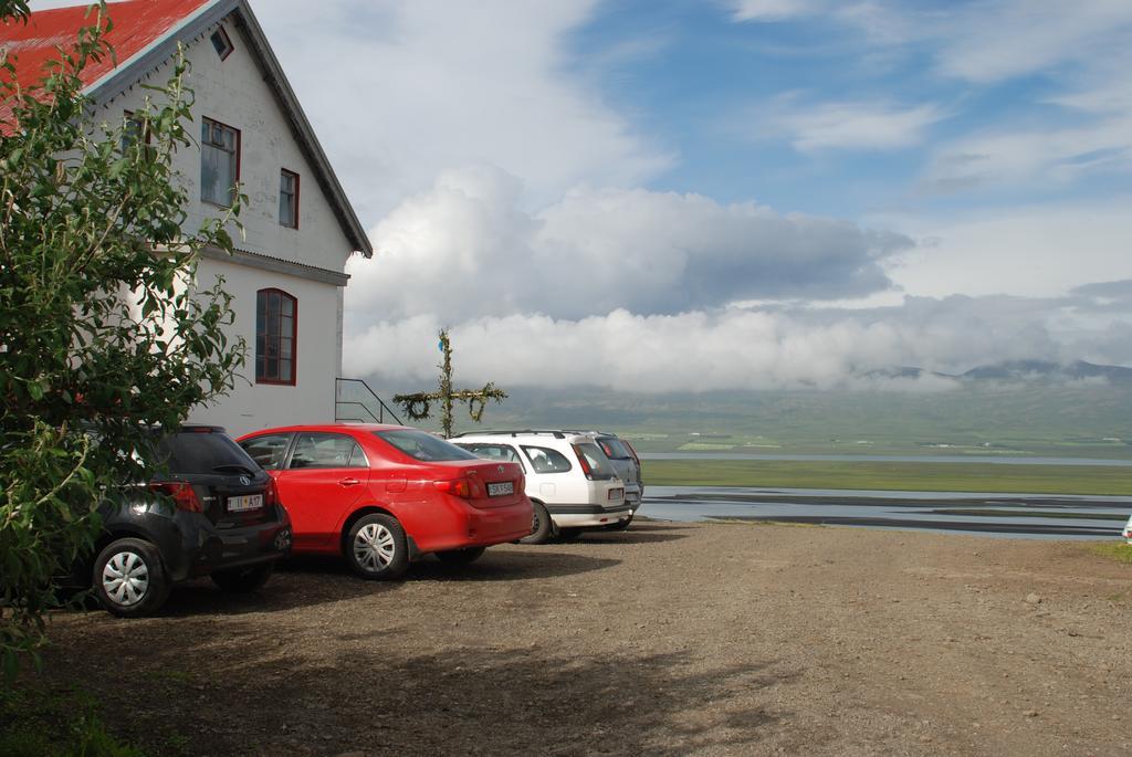 Helluland Guesthouse Saudarkrokur Bagian luar foto