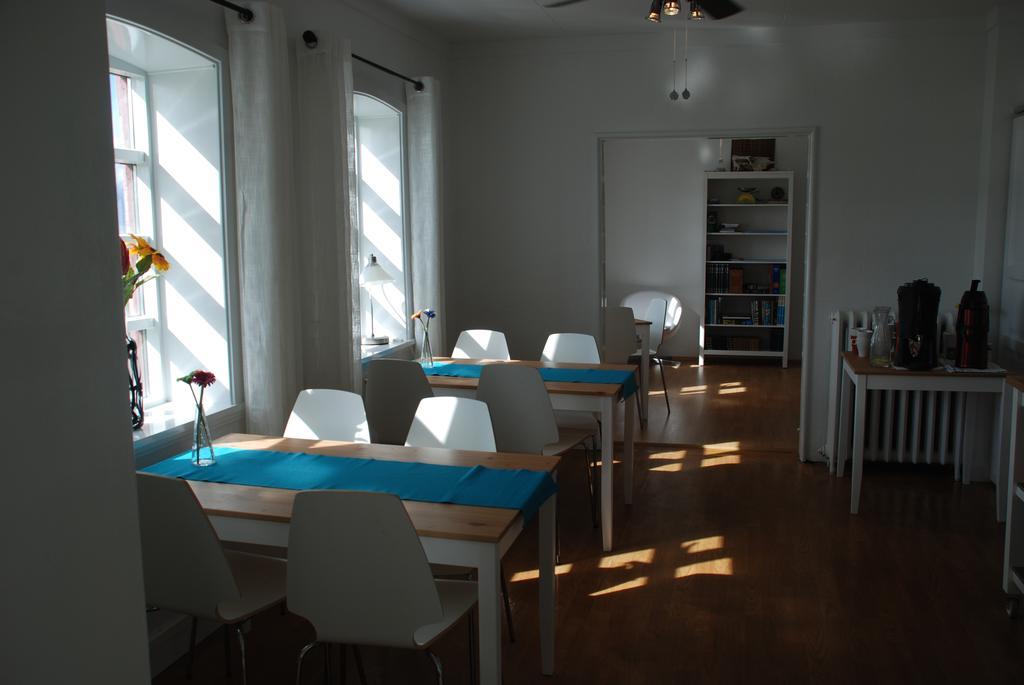 Helluland Guesthouse Saudarkrokur Bagian luar foto