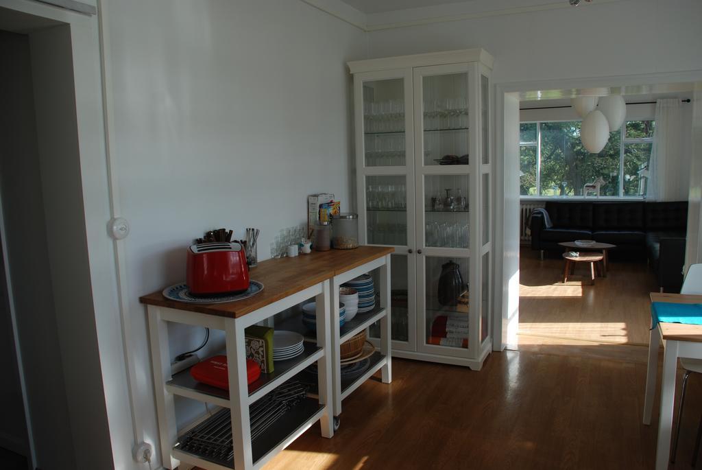 Helluland Guesthouse Saudarkrokur Bagian luar foto