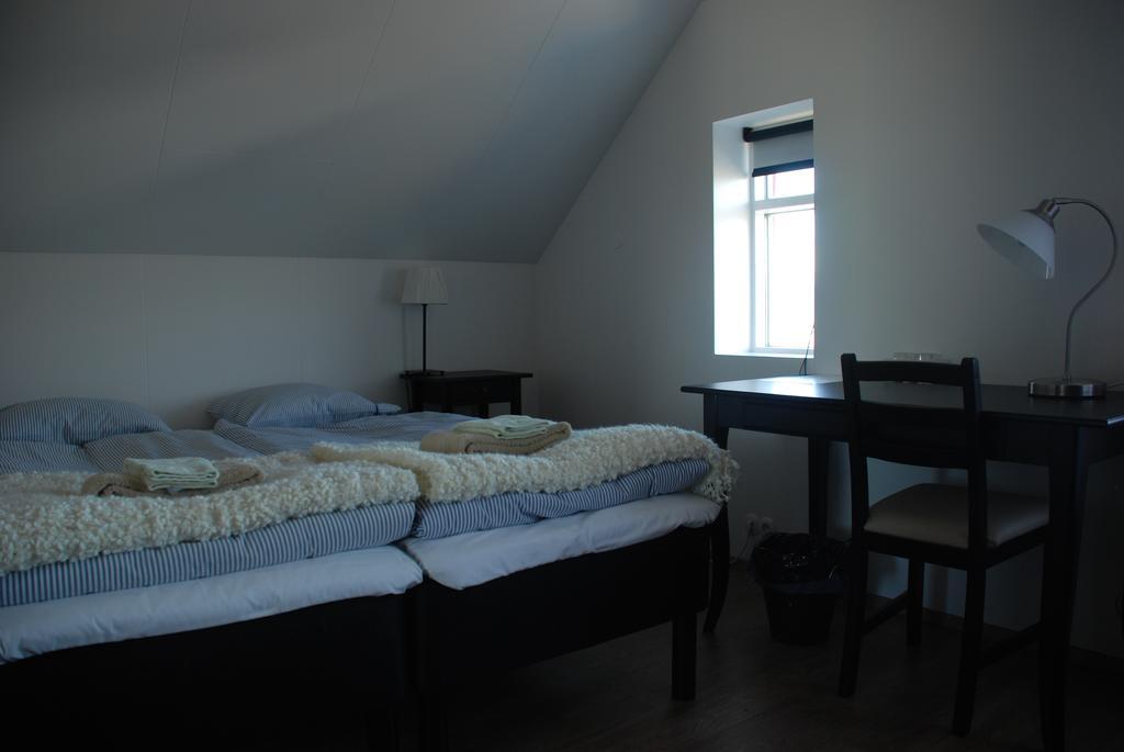 Helluland Guesthouse Saudarkrokur Bagian luar foto